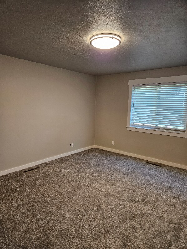 Building Photo - 158 Aspen Crst Ln