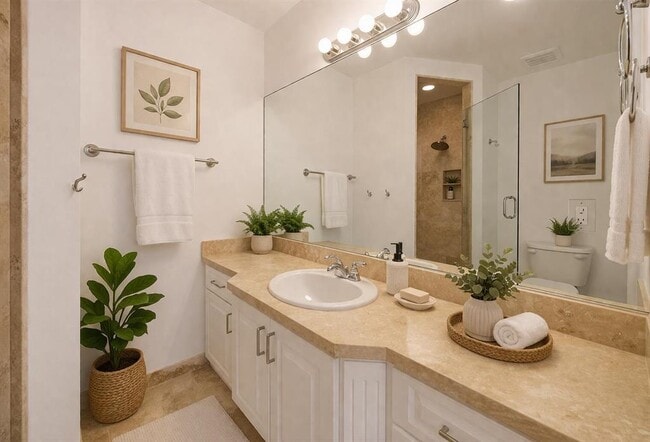 Building Photo - 2515 NE 18th St