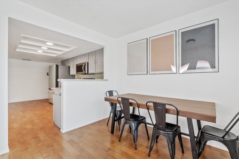 Building Photo - 9632 N 58th Ln