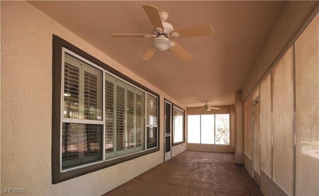 Building Photo - 10488 Riva De Fiore Ave