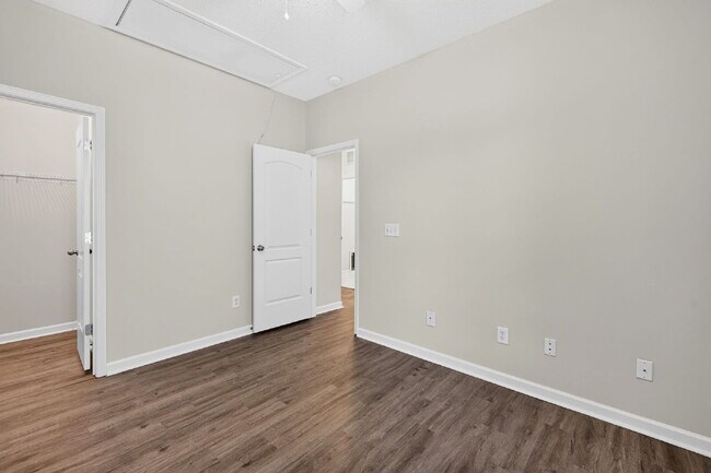 Building Photo - Available Now! Charming 3BR Ranch with 2-Car Garage Near Downtown Winston-Salem