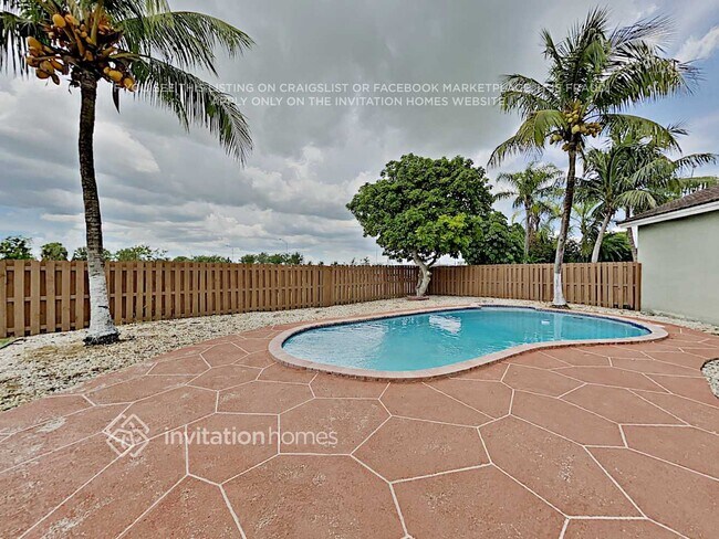 Building Photo - 15678 SW 112th Dr