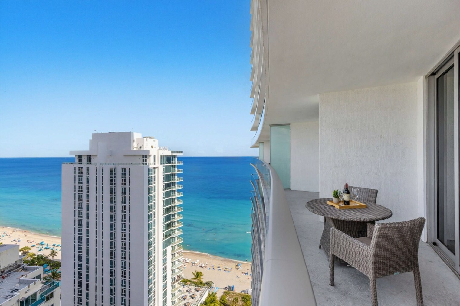 Building Photo - 4111 S Ocean Dr