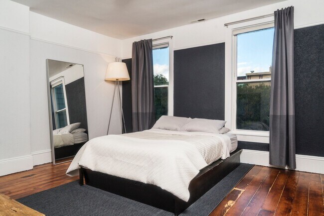 Bedroom 2 - 2568 Folsom St