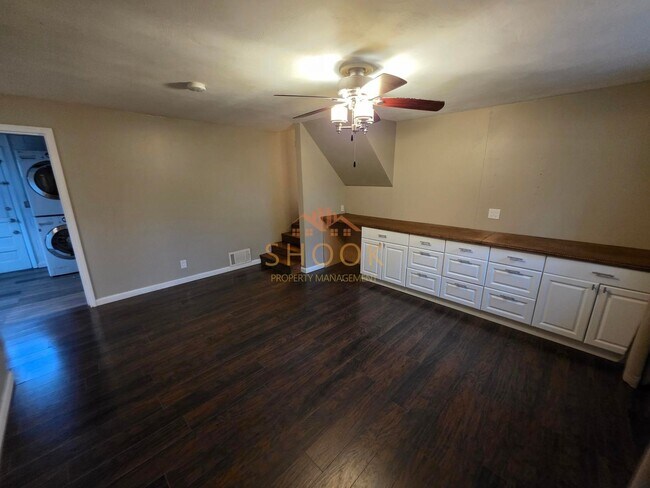 Building Photo - 4 BR UPDATED HOME IN WEST LAFAYETTE SCHOOLS - Ask about our move-in special!
