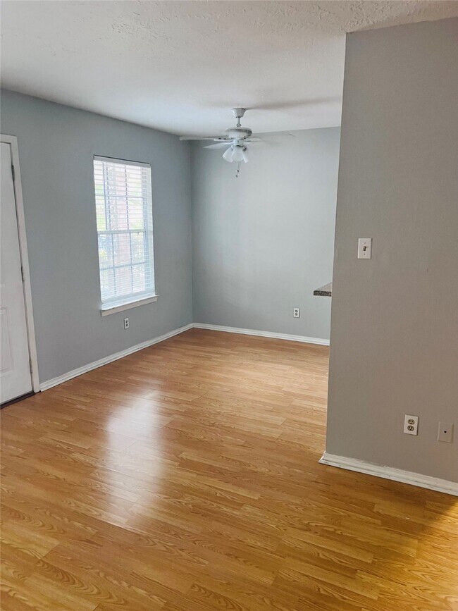 Building Photo - 3224 Timmons Ln