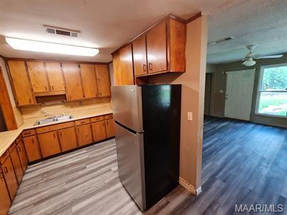 Building Photo - 1102 Jameswood Ct