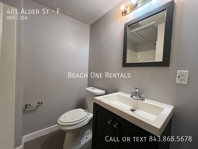 Building Photo - Myrtle Beach - Studio Apartment (All Utili...