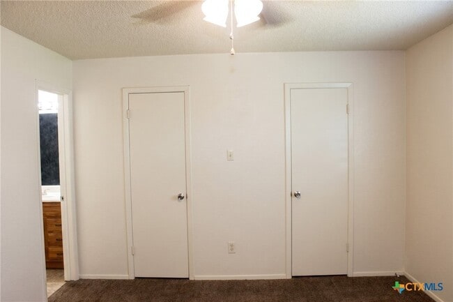 Building Photo - 5707 Dan Dr