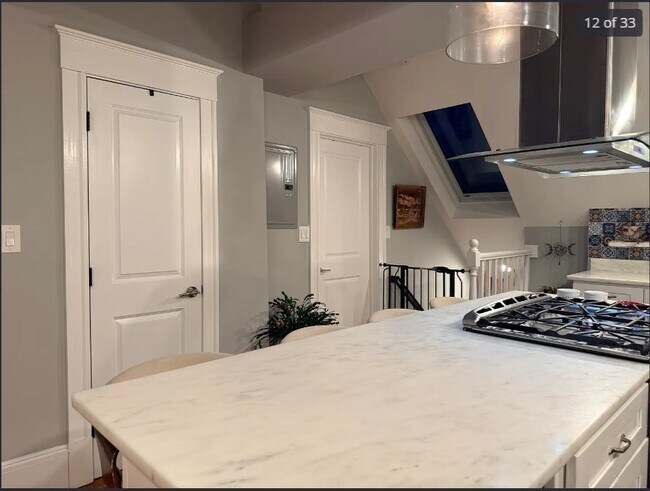 Building Photo - 40 Winthrop St