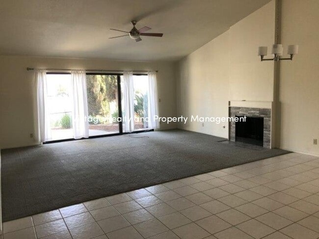 Building Photo - Available Now! Very Nice 3 Bedroom Home!!!