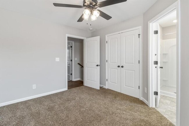 Building Photo - 1115 Hillwood Dr