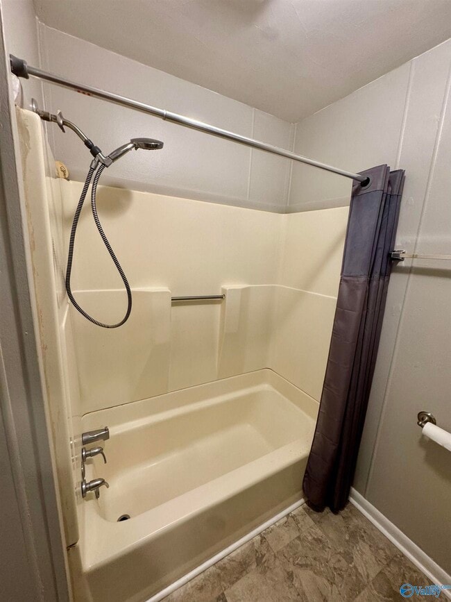 Building Photo - 518 Lawson St