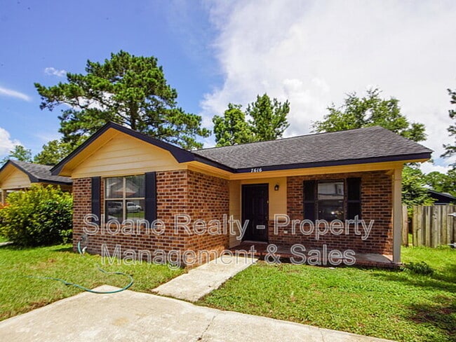 Primary Photo - 7616 Valleyview Cir