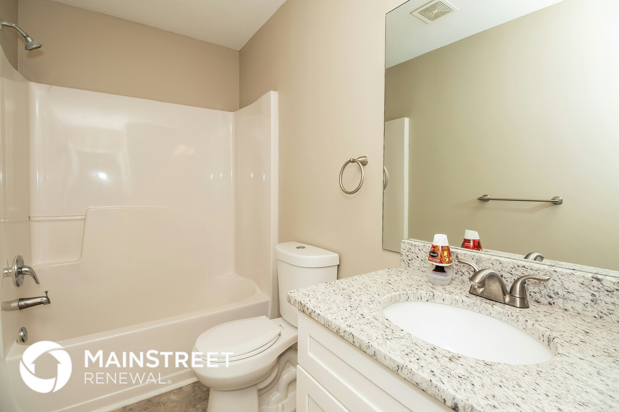 Building Photo - 2413 Hackamore Dr