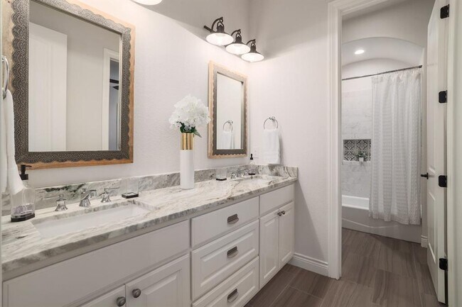 Building Photo - 308 Aldea Cove