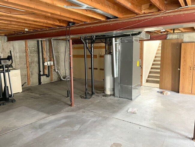 Building Photo - Newly updated home for rent in Seven Hills Neighborhood