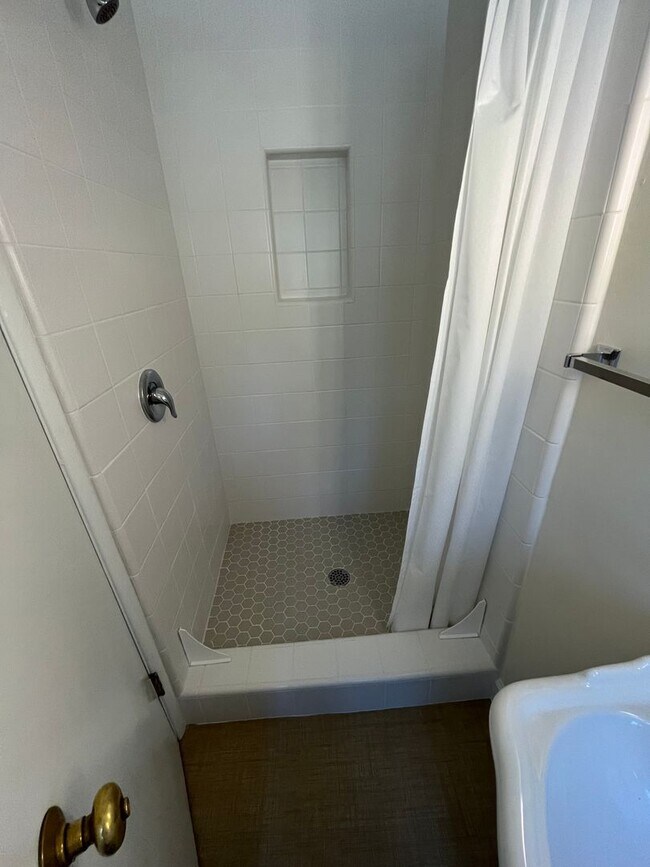Building Photo - 3810 Hatchery Ln