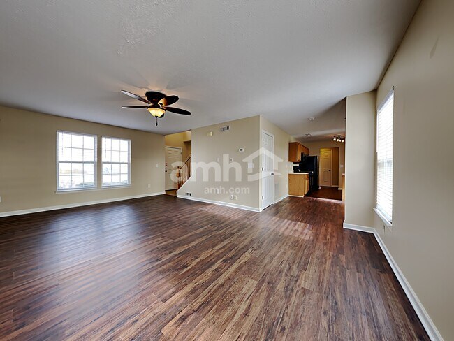 Building Photo - 515 Indian Lake Dr