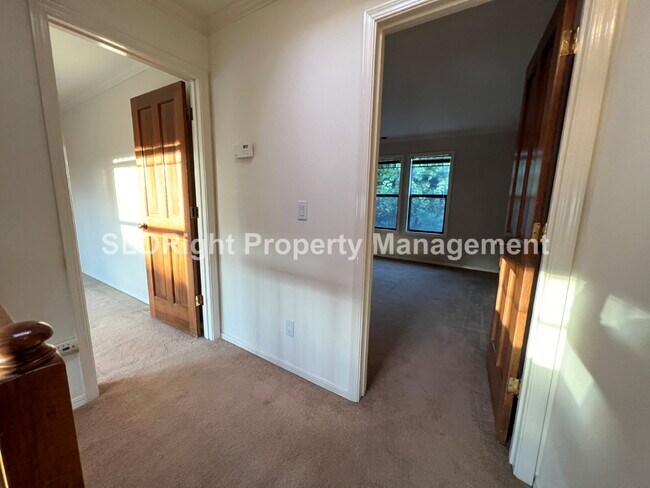 Building Photo - AVAILABLE JUNE- Condo Near Downtown SLO - 2 Bed / 2.5 Bath