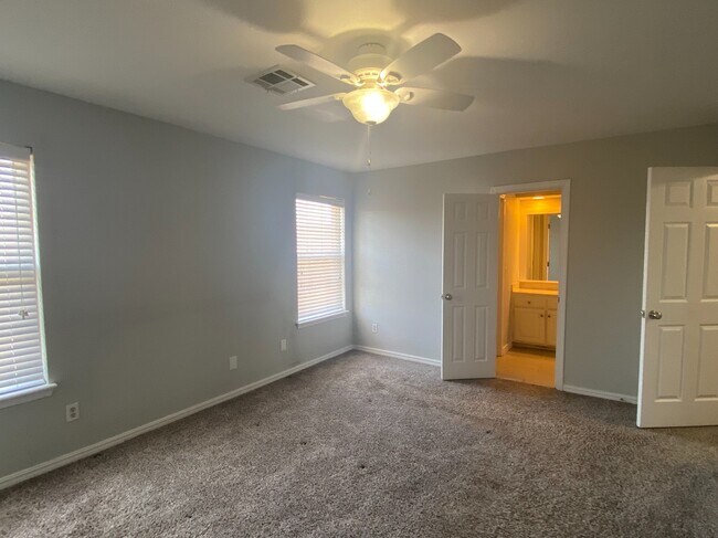 Building Photo - 9324 S 65th E Pl