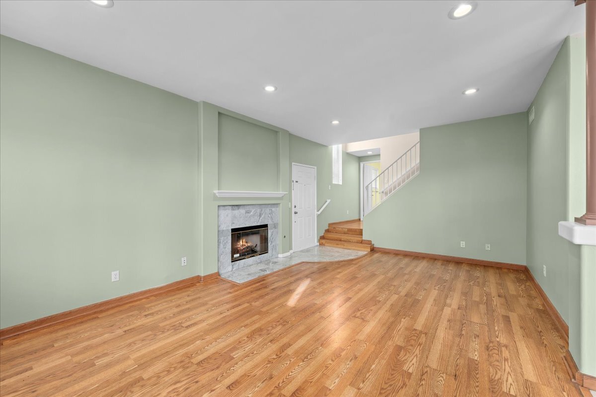 Building Photo - 1339 Hunt Ter