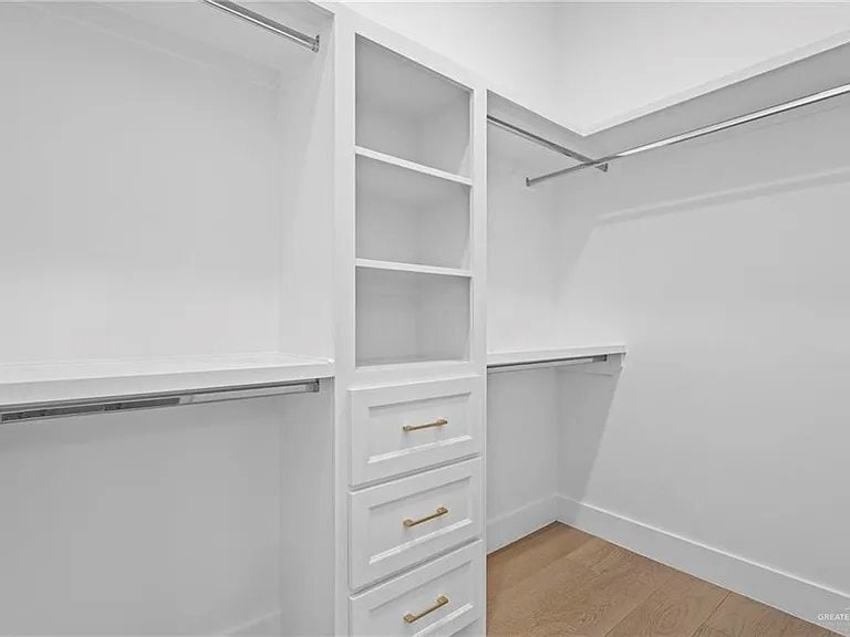 Building Photo - 645 Esplanade Ct