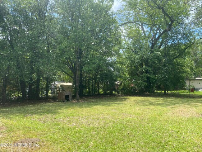 Building Photo - 2854 Wickwire St