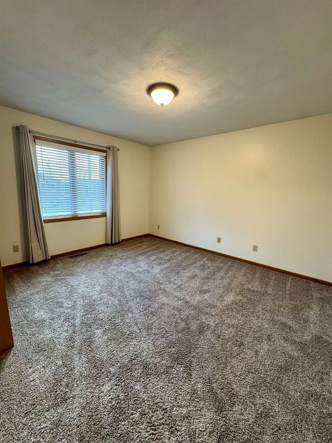 Building Photo - 2500 Grant St