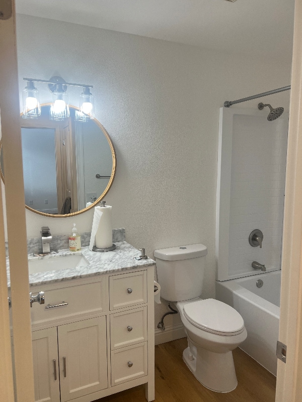 Building Photo - 8667 Mariners Dr