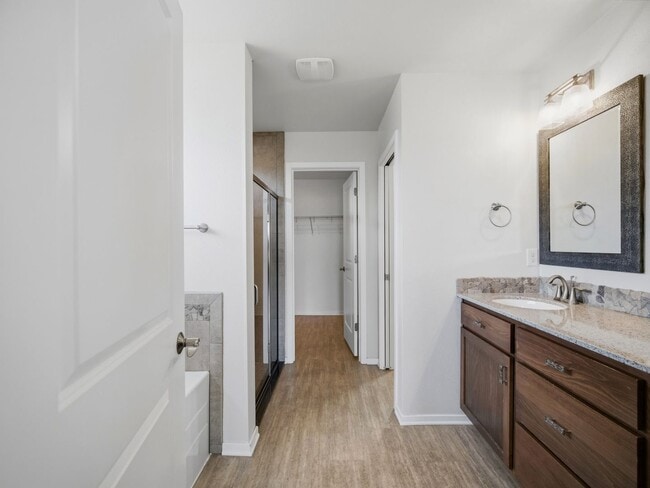 Building Photo - Spacious Unfurnished Home in Liberty Lake | Modern Living in a Prime Location
