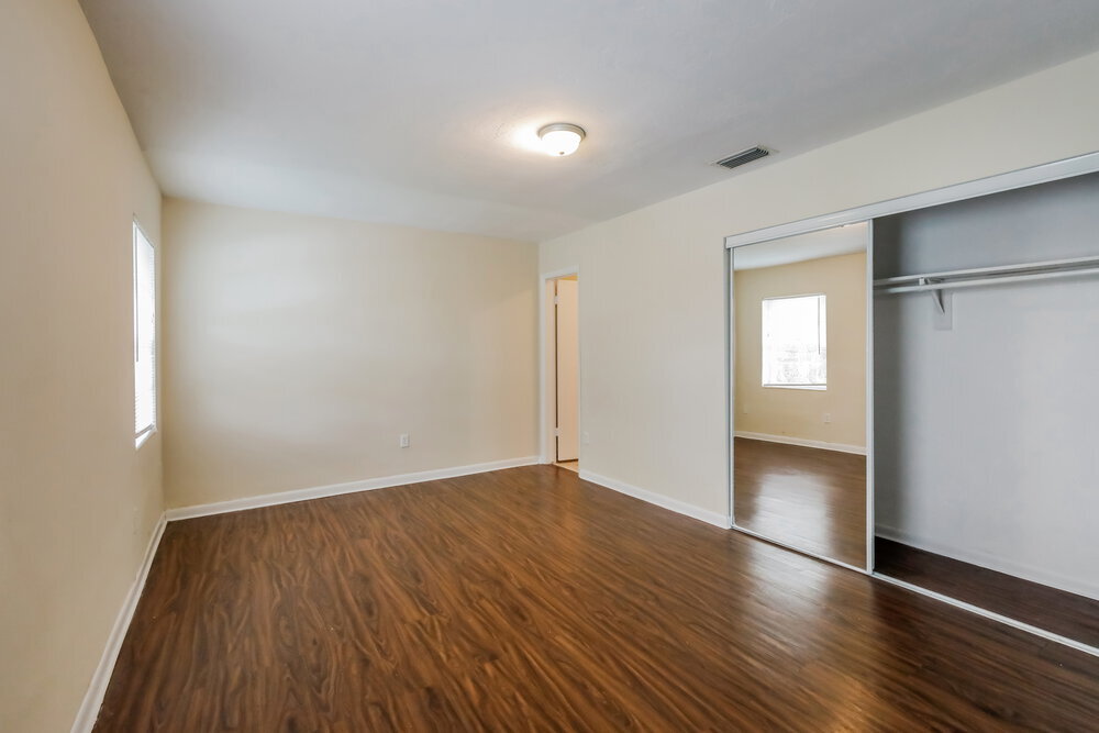 Building Photo - 11010 SW 123rd Ave