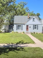 Building Photo - 2820 Kentucky Ave S