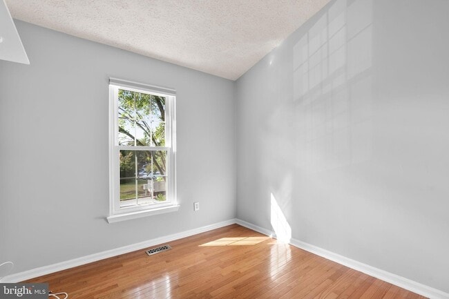 Building Photo - 6116 Starburn Path