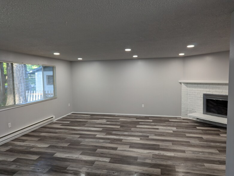 Building Photo - 6905 Holmes Island Rd SE