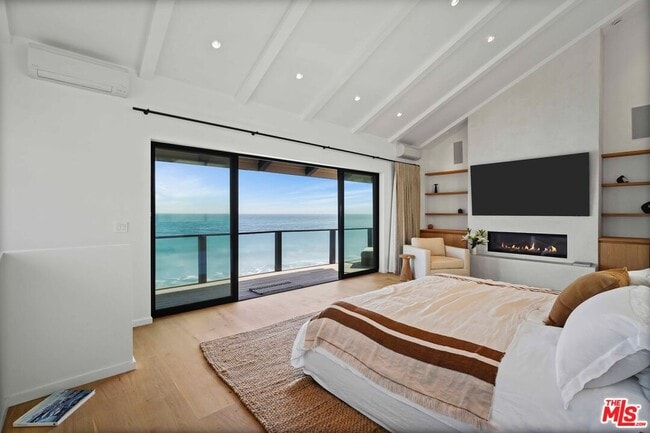 Building Photo - 31376 Broad Beach Rd