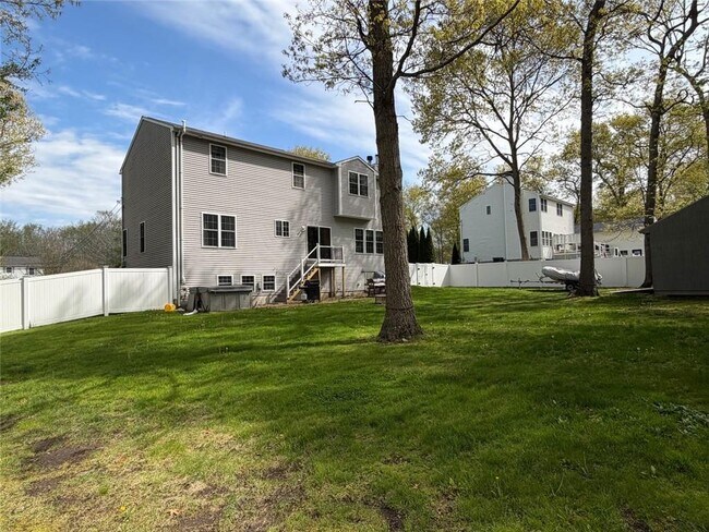 Building Photo - 23 Beechwood Hollow