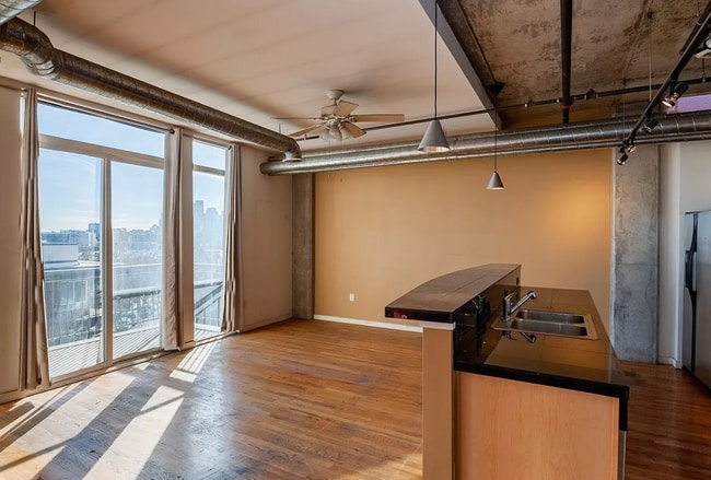 Building Photo - 3211 Zuni St