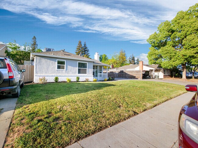 Building Photo - FOR RENT in Sacramento! 2533 Michelle Dr, ...