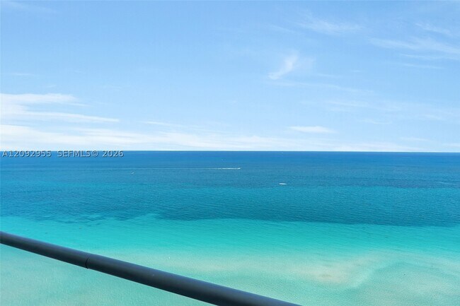 Building Photo - 16901 Collins Ave