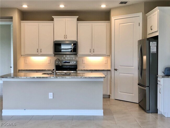 Building Photo - 1401 Remington Trce Dr
