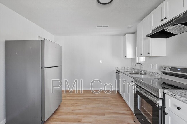 Building Photo - 1434 S Rusk St