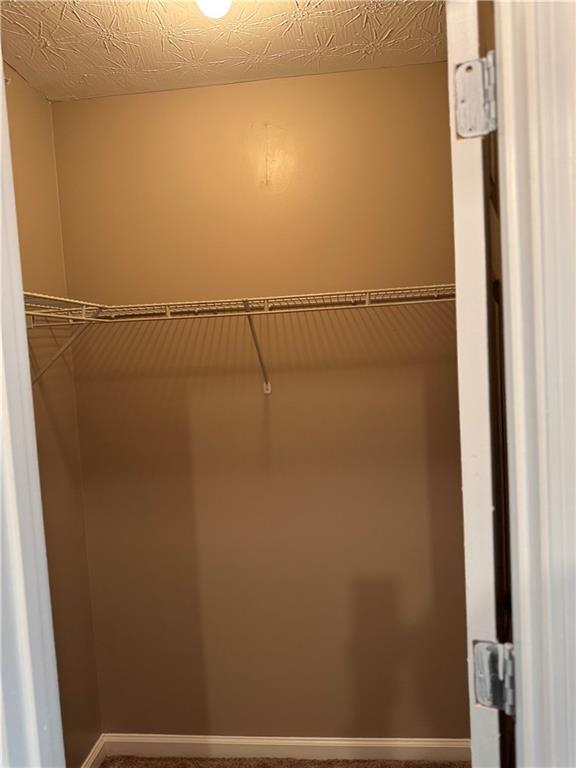 Building Photo - 2763 S Hills