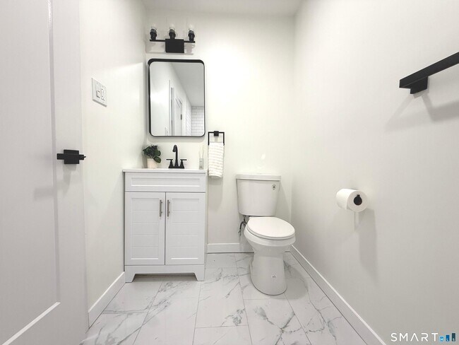 Building Photo - 275 Dayton Rd