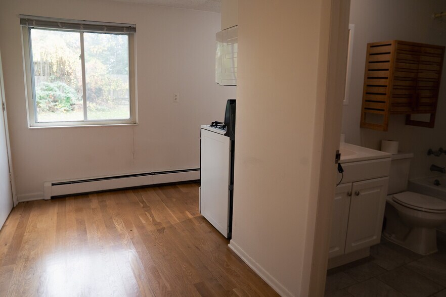 Building Photo - 603 Gott St