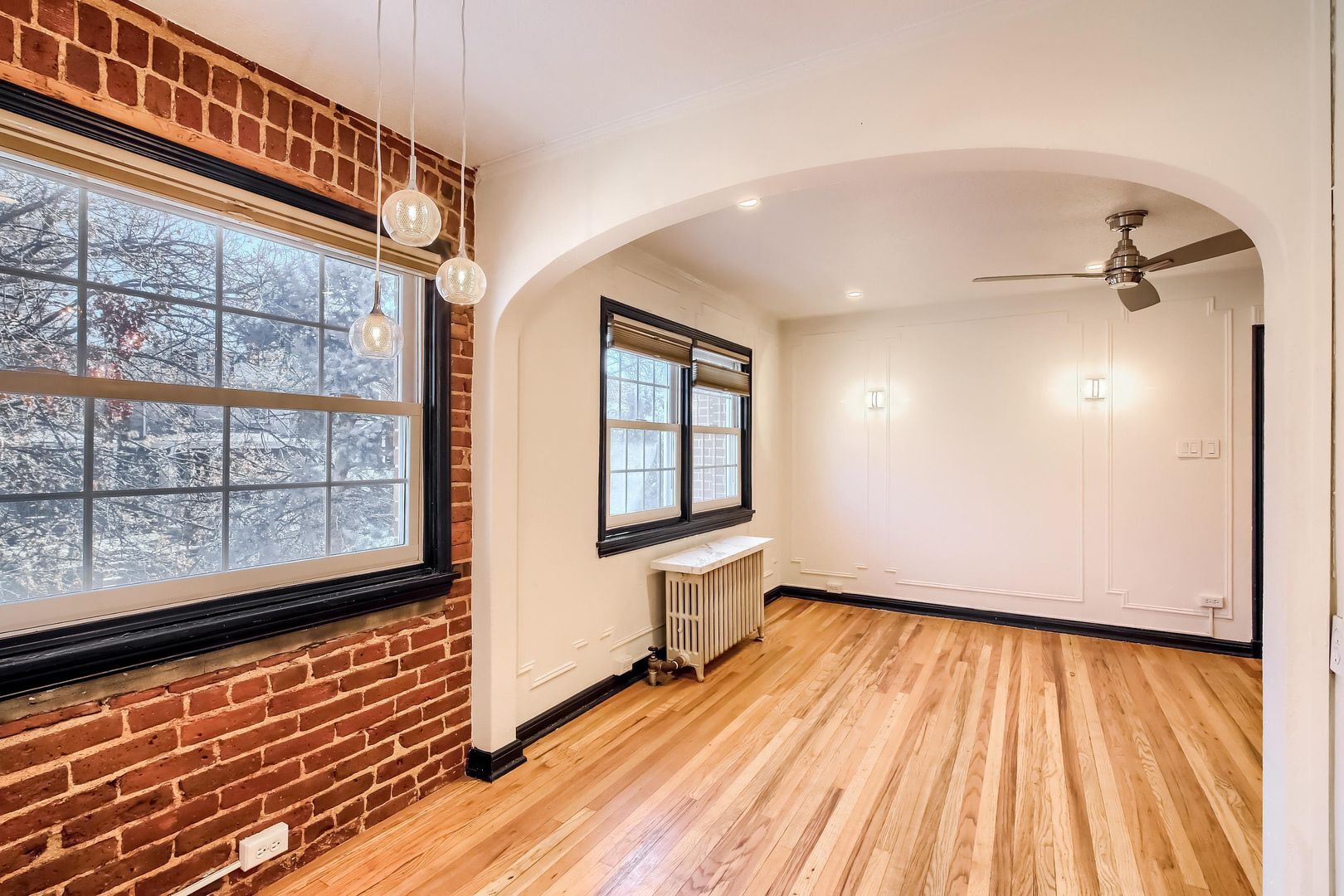 Building Photo - 1365 Corona St