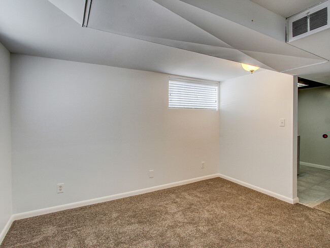 Building Photo - Newly Remodeled Home in Wheat Ridge