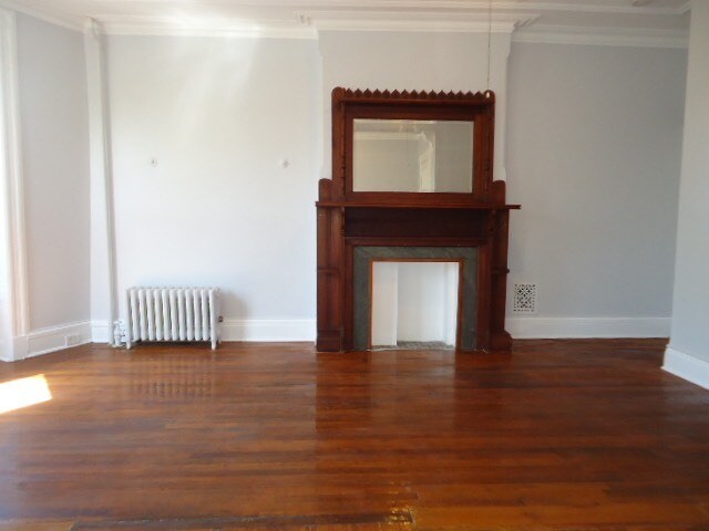 Building Photo - 473 Halsey St