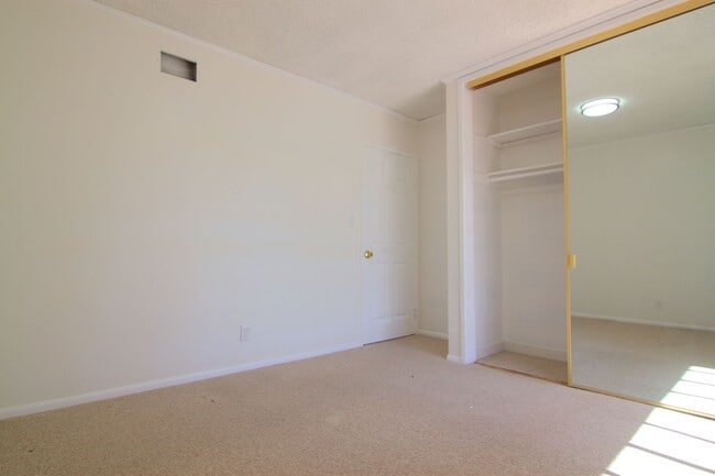 Building Photo - Architect’s Dream with Panoramic Valley Views in Private Calabasas Cul-de-Sac