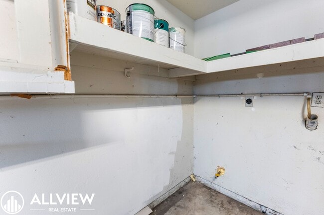 Building Photo - Coastal San Clemente Townhome with Brand New Flooring – Steps to the Beach!